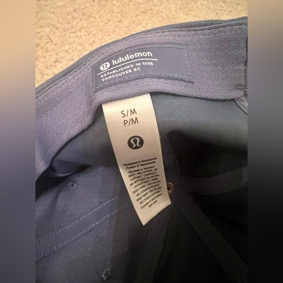 NWT Lululemon Unisex Classic Ball Cap Wordmark - Picture 9 of 10